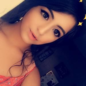 Meet your Posher, Steph